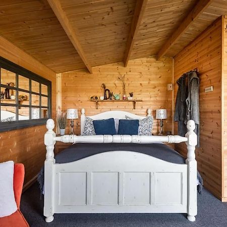 Вилла Secret & Secluded Sedlescombe Баттл Экстерьер фото
