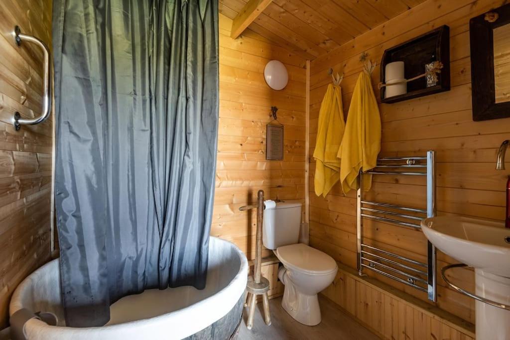 Вилла Secret & Secluded Sedlescombe Баттл Экстерьер фото